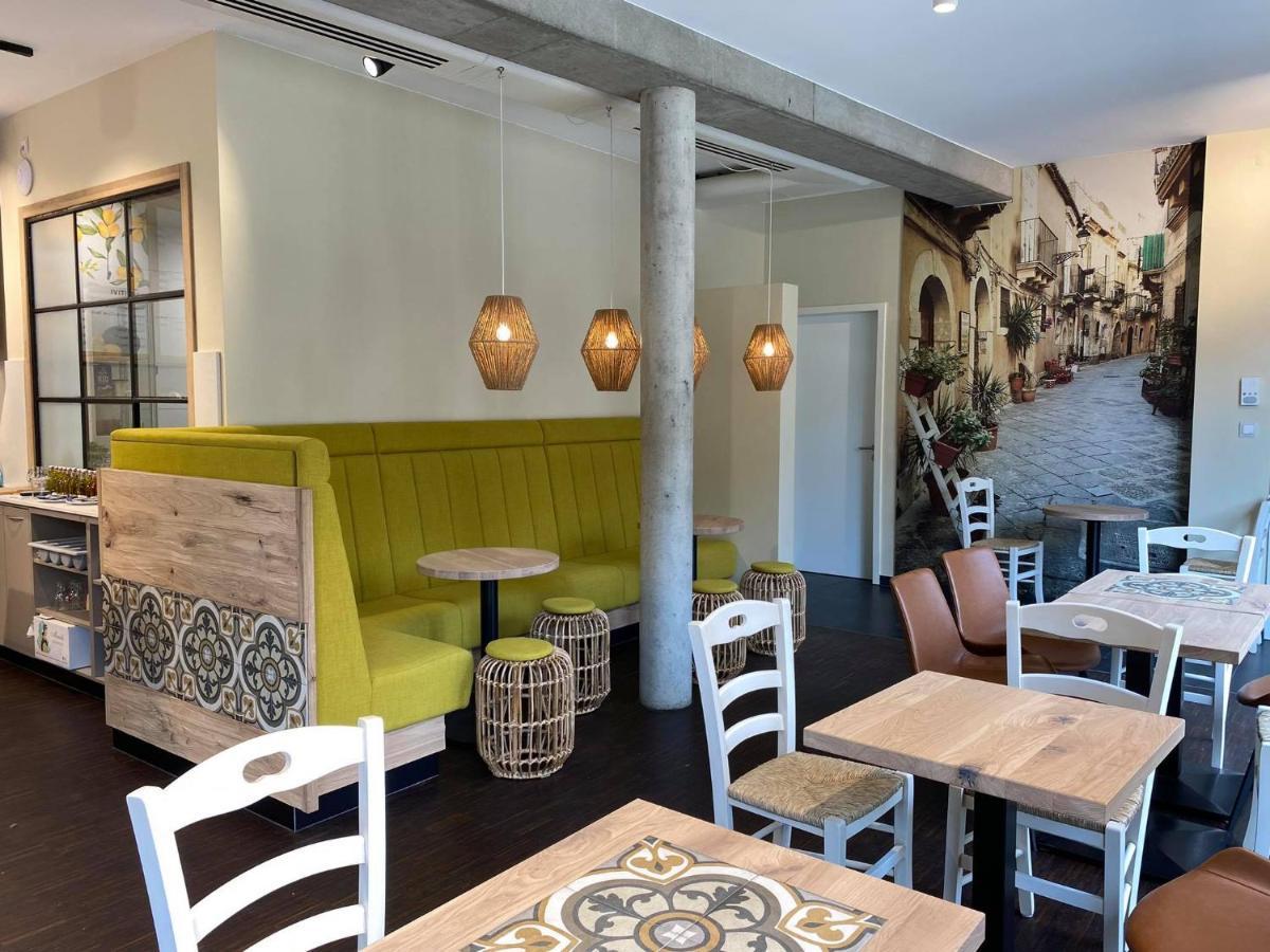 Abbate Boutique Hotel Ulm Bagian luar foto
